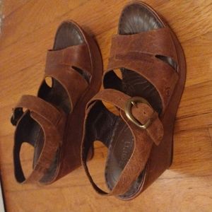 born handcrafted footwear sandals